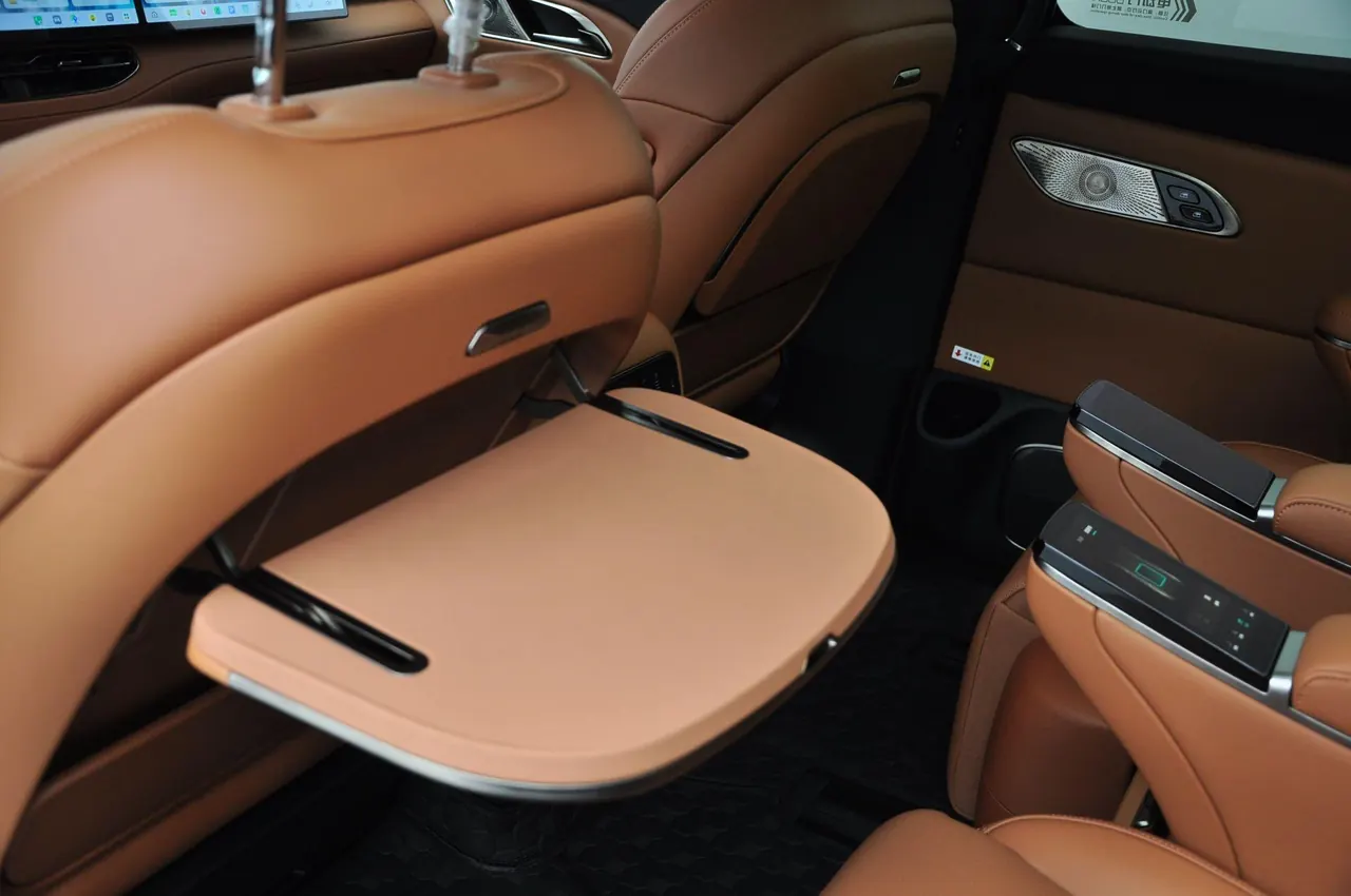 HongQi 2026 HQ9 PHEV 2.0T 4-wheel drive deluxe automatic gear 7