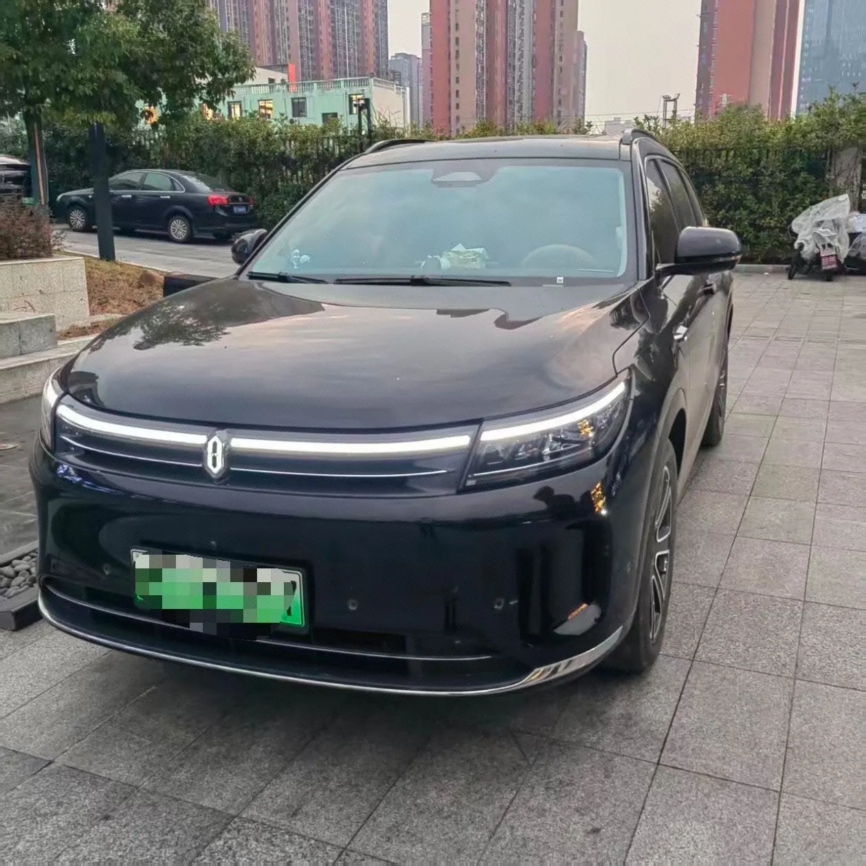 打开图片灯箱:AITO 2024 AITO M7 Smart Drive Rear Drive Pro Edition 5-seat Automatic Gear