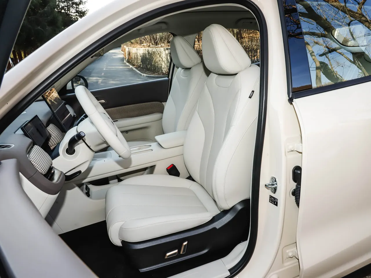 Ora 2026 Ora 5 Sports Hi2 1.5T Max Edition Automatic Gear 3