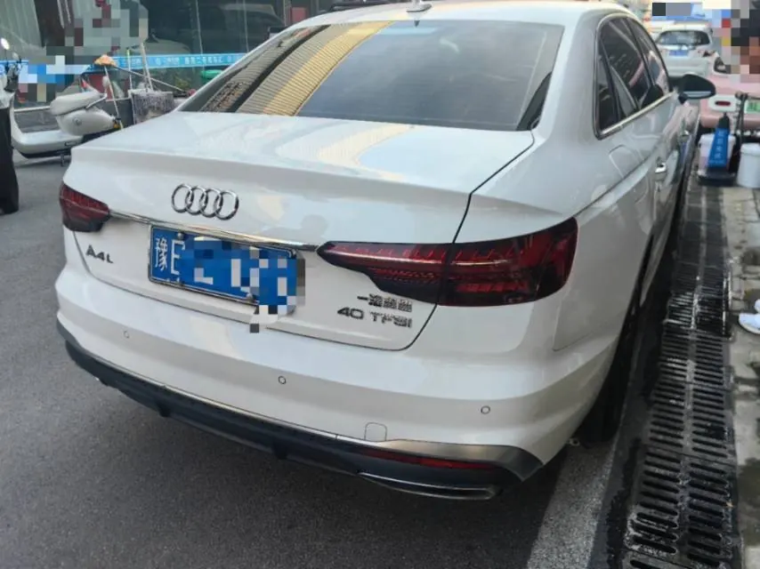 Audi 2022 A4L 2.0TFSI 40TFSI Fashion Dynamic Automatic 5