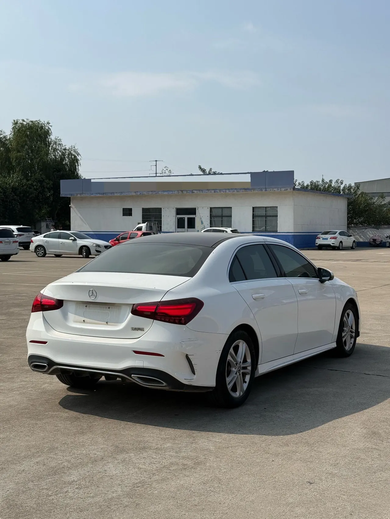 Mercedes Benz Class A 2024 A 180 L 1.3T automatic gear 6