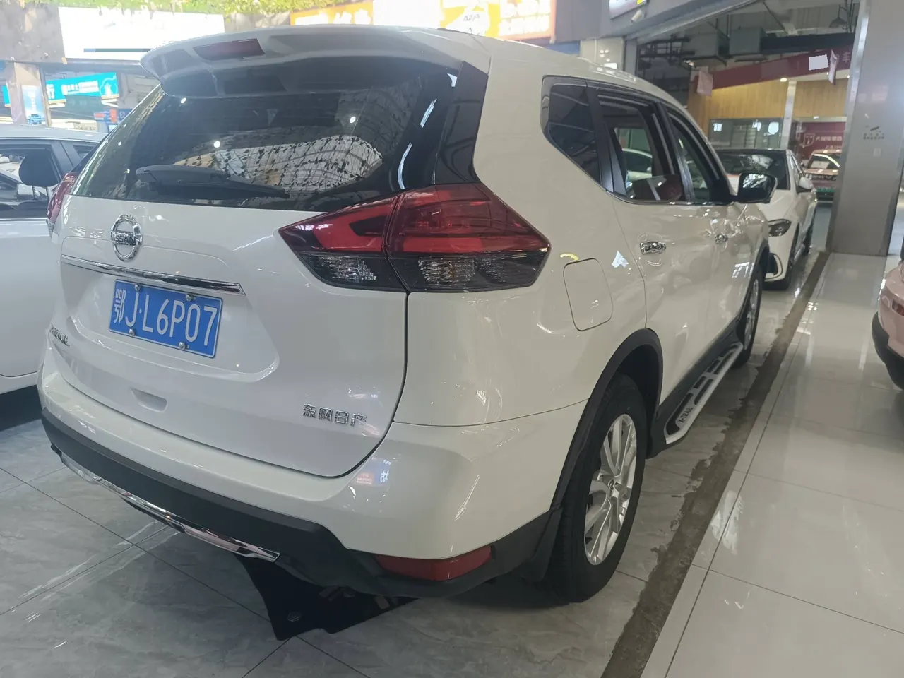 Nissan 2023 Qijun Glory 2.0 Stepless Two-Drive Smart Joint Premium Edition Automatic Gear 9