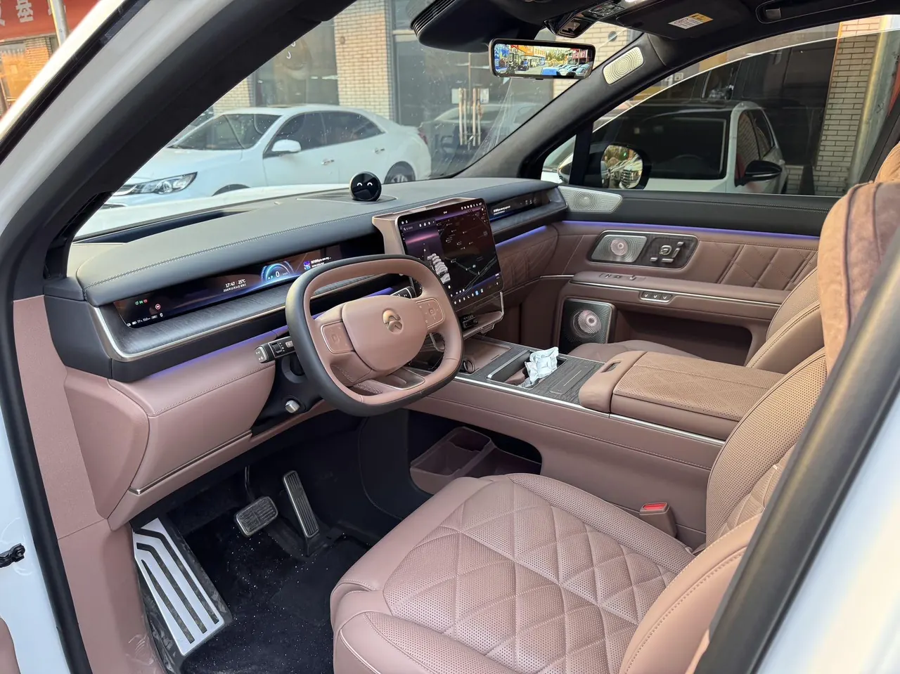 NIO 2026 ES 9 102kWh Executive Island Deluxe Automatic Gear 3