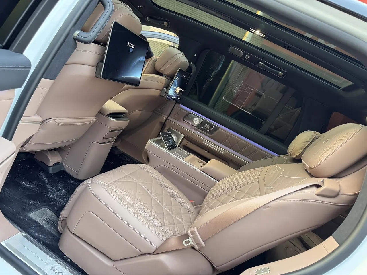 NIO 2026 ES 9 102kWh Executive Island Deluxe Automatic Gear 4