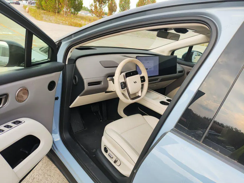 Li 2025 i8 Standard Edition Automatic Gear 2