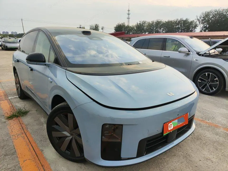 Li 2025 i8 Standard Edition Automatic Gear 5