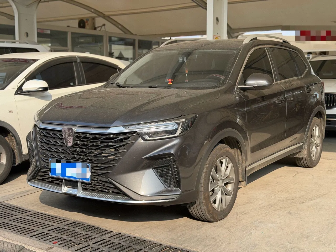 Roewe 2025 RX5 PLUS 1.5TGI 330TGI Lingchao Zhihui Edition Automatic Gear - View 1