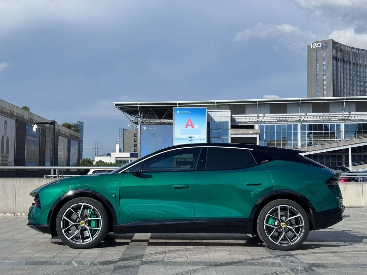 Lotus 2023 summer flower (ELETRE) S automatic gear 3
