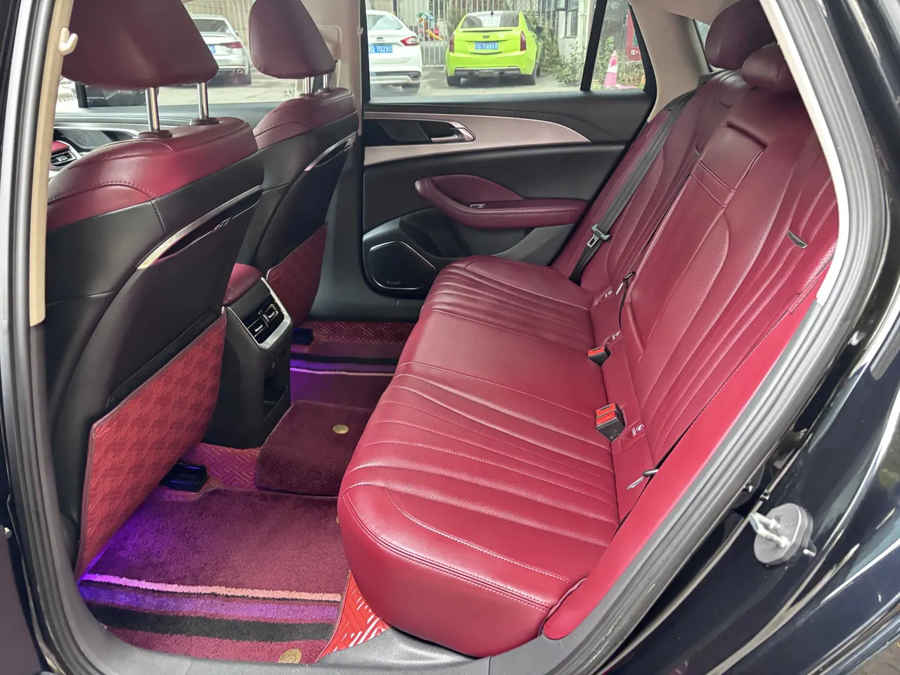 HongQi 2024 H5 2.0T Zhilian Qi Chang Edition Automatic Gear 3