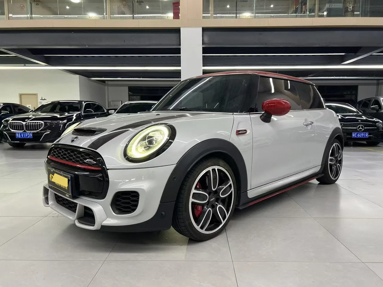 Открыть галерею: MINI JCW (Imported) 2020 Mini JCW 2.0T ALL-IN Automatic
