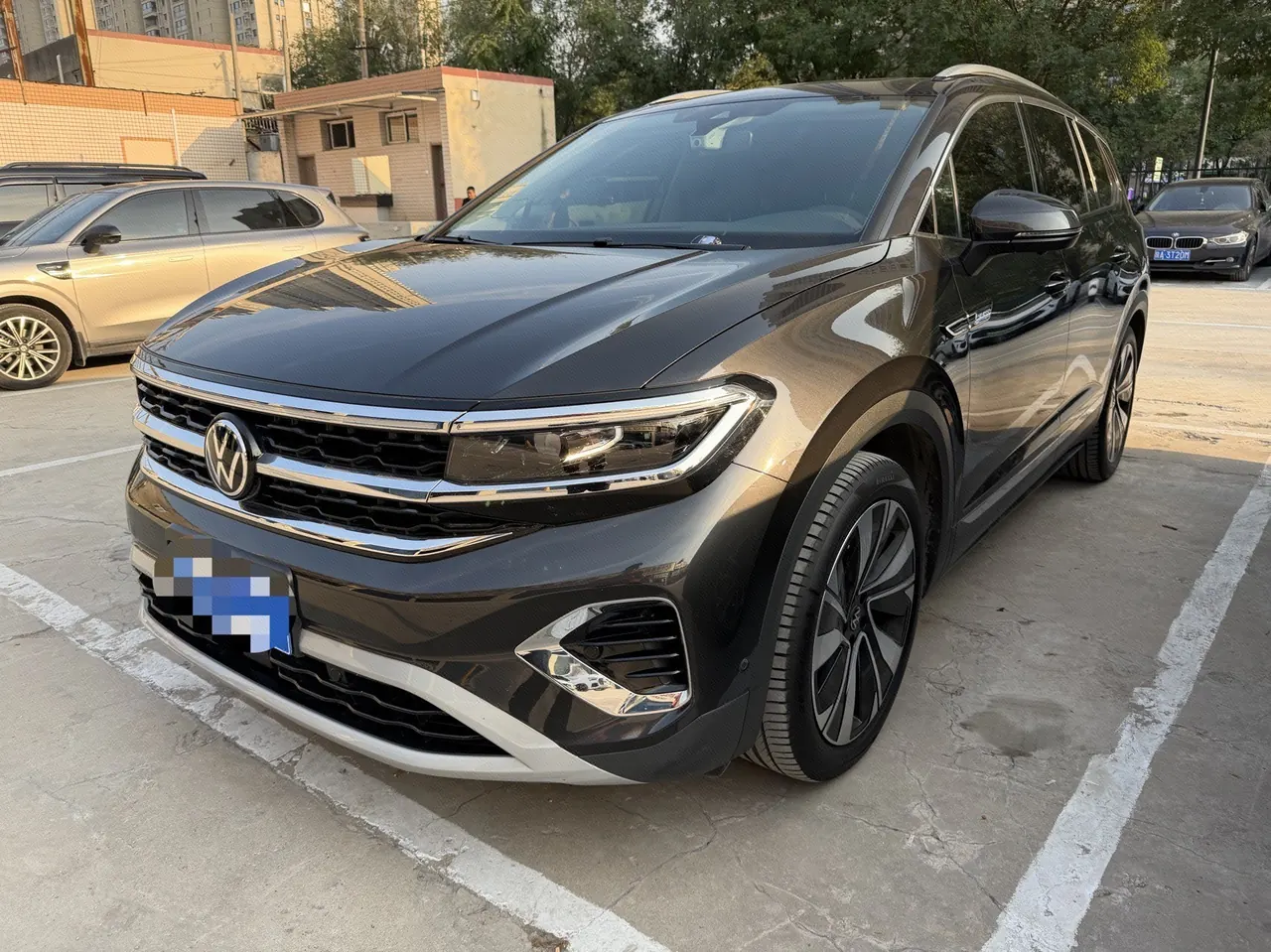 Volkswagen 2024 model range 2.0TSI 380TSI four-wheel drive luxury version Pro6 automatic gear - View 1