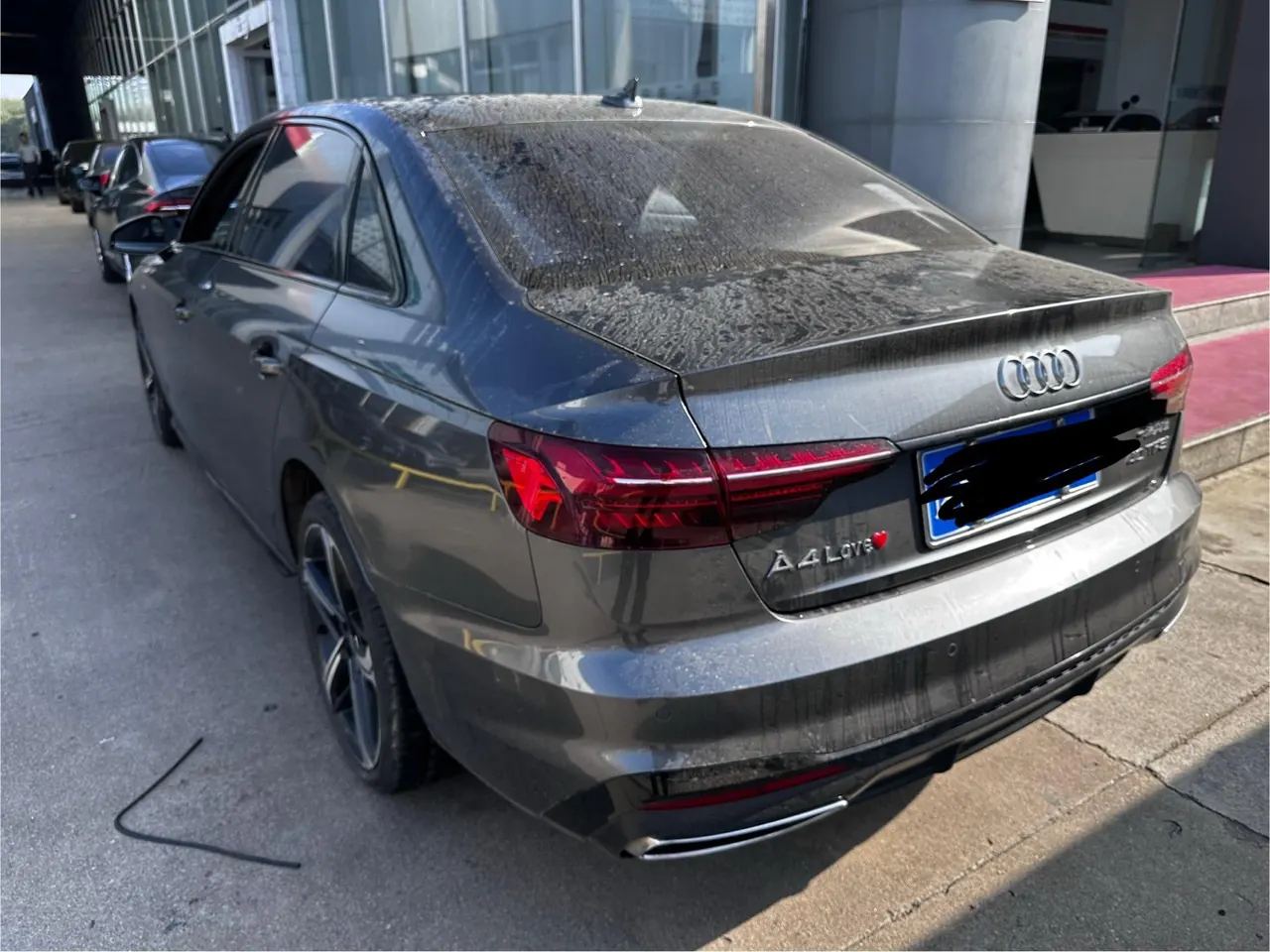Audi 2024 A4L 2.0TFSI 40TFSI Deluxe Dynamic Automatic 5
