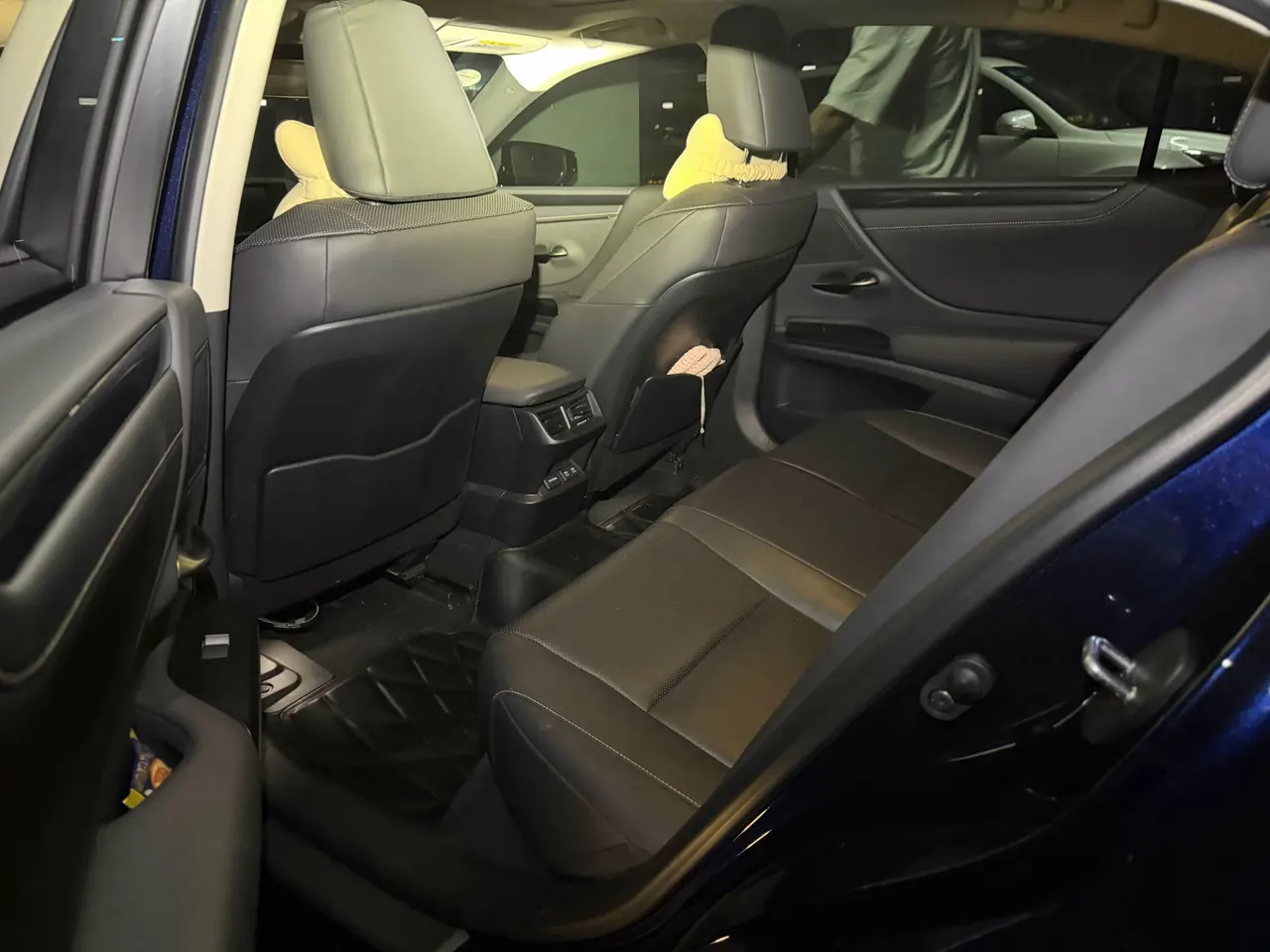 Lexus ES (Imported) 2020 ES200 2.0 Stepless Premium Edition Automatic Gear 5