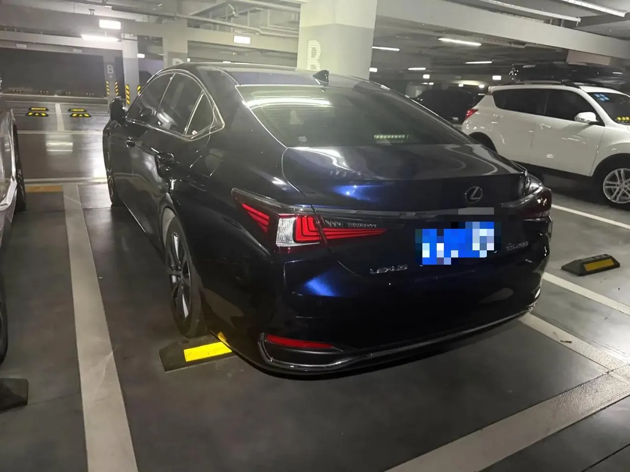 Lexus ES (Imported) 2020 ES200 2.0 Stepless Premium Edition Automatic Gear 7