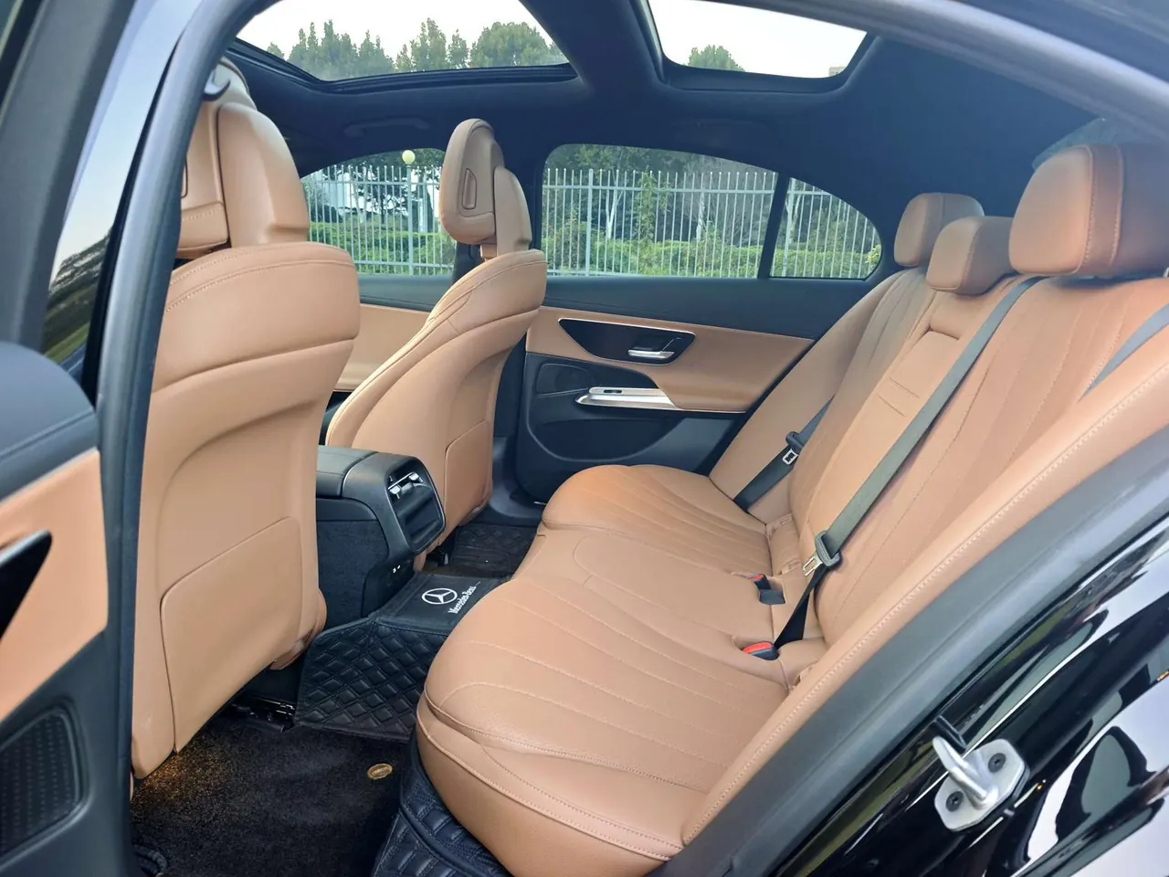 Mercedes Benz Class E (Imported) 2024 E 260 48V 2.0T Sports Edition Automatic Gear 15