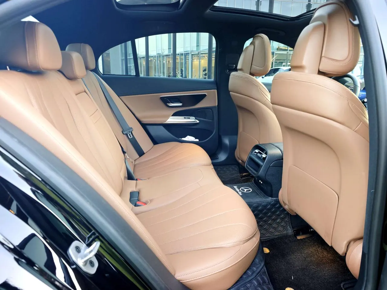 Mercedes Benz Class E (Imported) 2024 E 260 48V 2.0T Sports Edition Automatic Gear 18