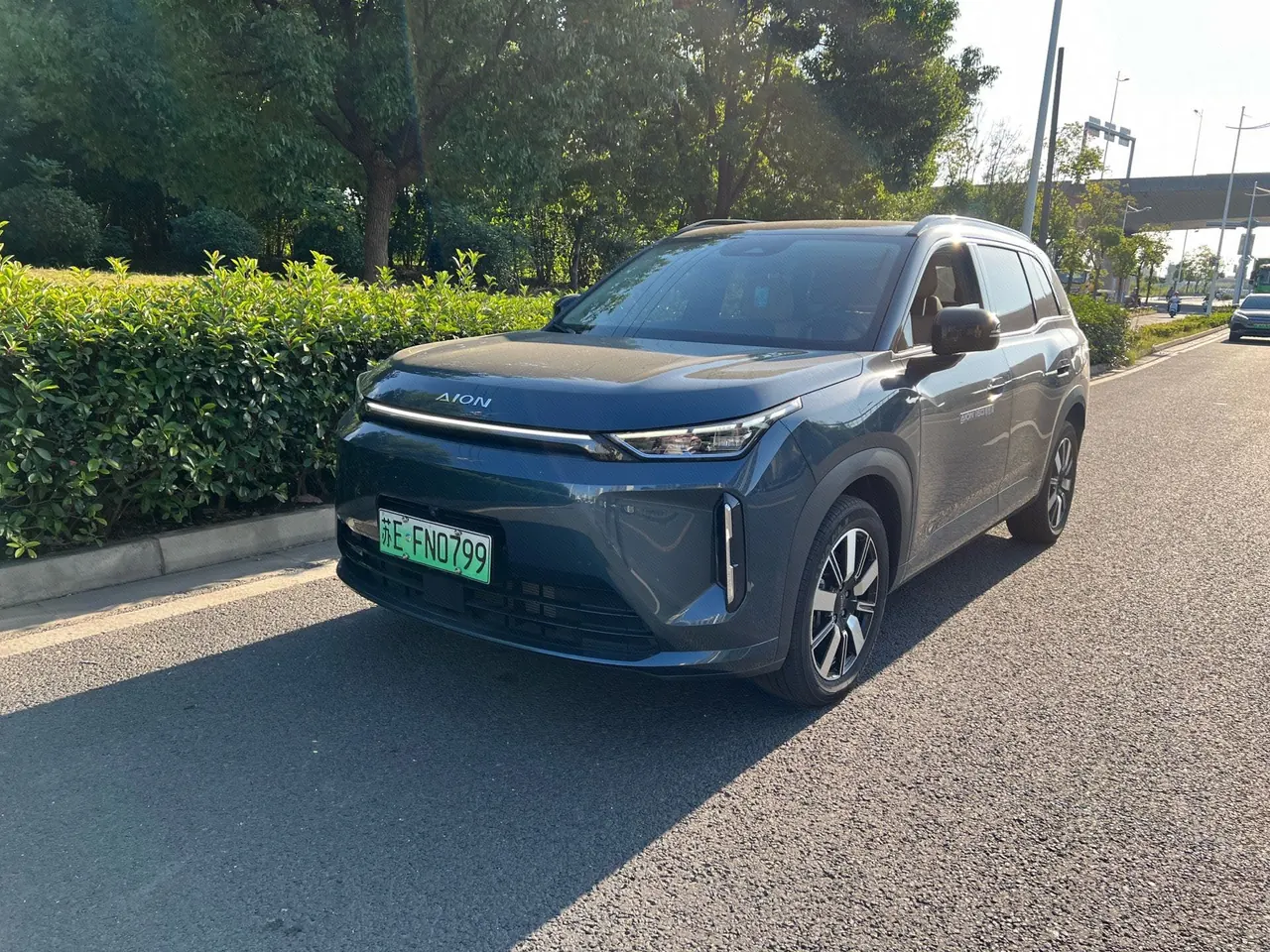 Открыть галерею: GAC Aion 2026 Aion I 60 210 Standard Automatic Gear