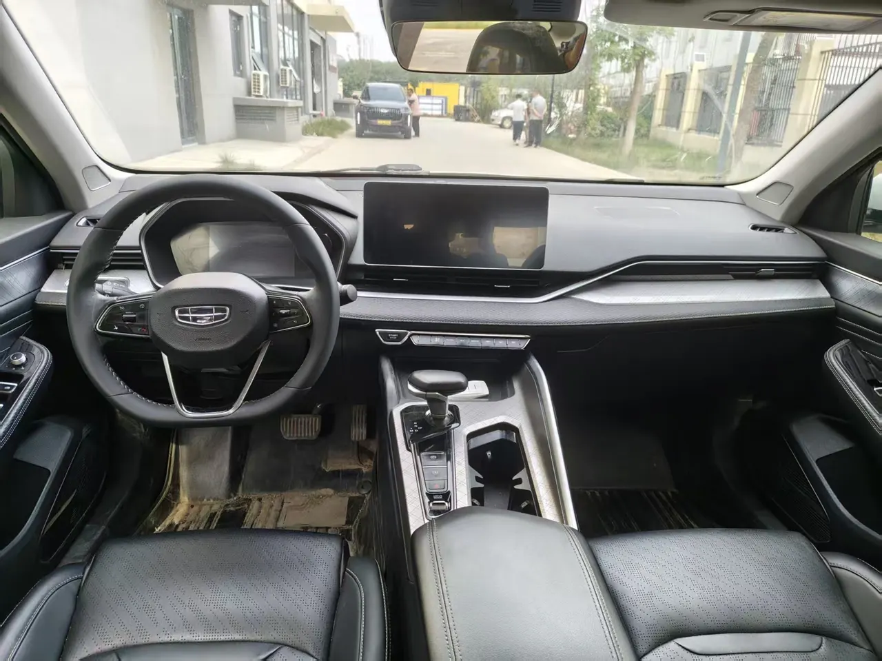 Geely 2020 xingrui 2.0T luxury automatic gear 3