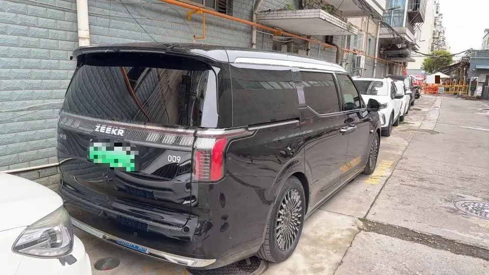 Zeekr 2024 Zeekr 009 six-seat executive version four-wheel drive 108kWh automatic gear 5