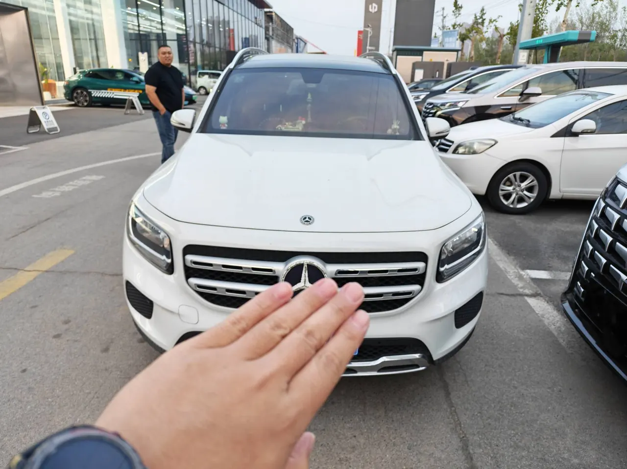 Mercedes Benz 2020 GLB 180 1.3T Dynamic Automatic 2