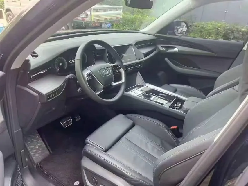 Audi 2025 Q6 2.0TFSI 40TFSI Quattro Commemorative Edition Yu Lin Set 7-seat Automatic Block 6