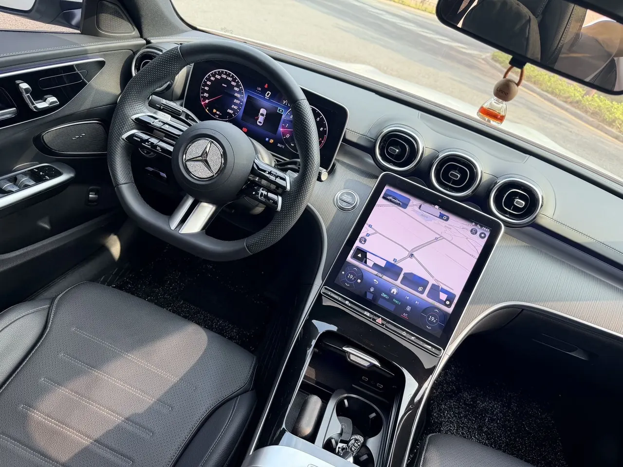 Mercedes Benz Class C 2024 C 200 L 48V 1.5T Sports Edition (Modified) Automatic Gear 10