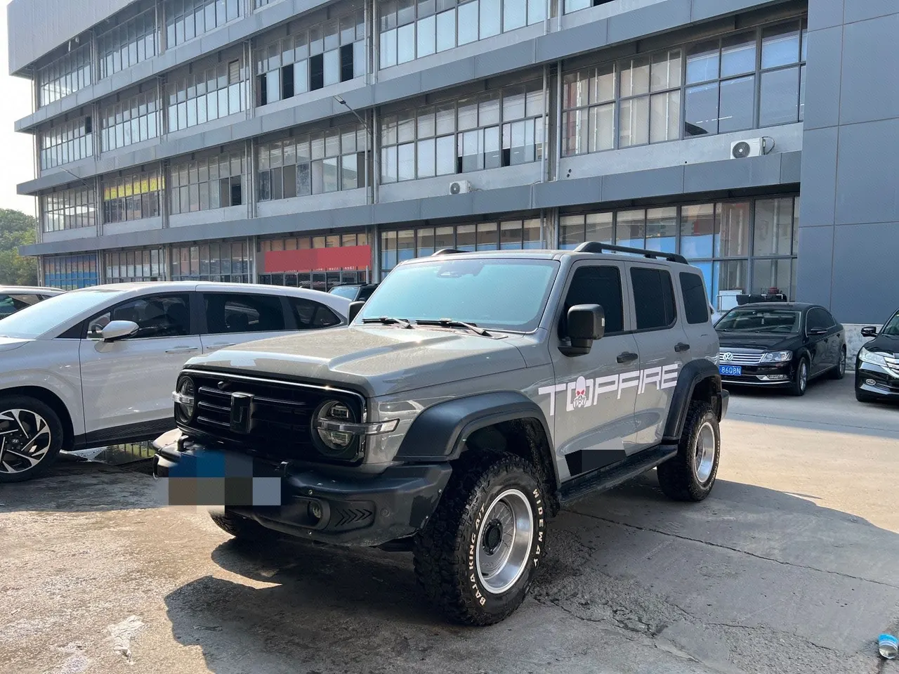 Open image lightbox: Tank 2024 Tank 300 2.0T Challenger Automatic Transmission