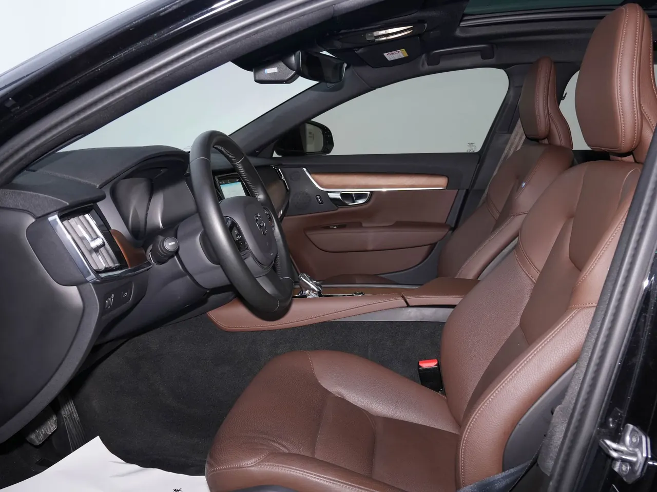 Volvo 2022 S90 48V 2.0T B5 Zhiyi Deluxe Edition Automatic Gear 4