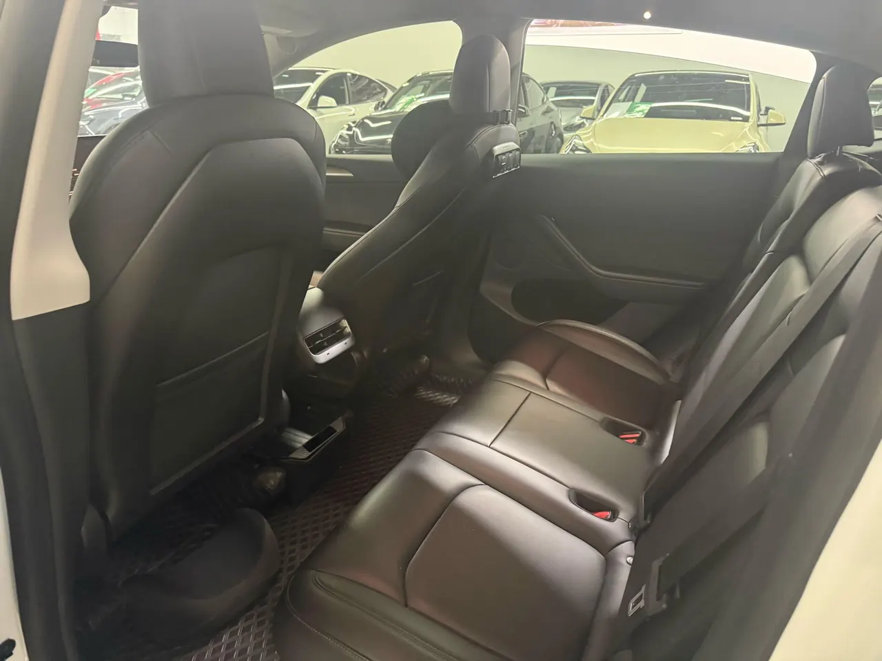 Tesla 2021 Model Y Standard Endurance Rear Drive Automatic Gear 4