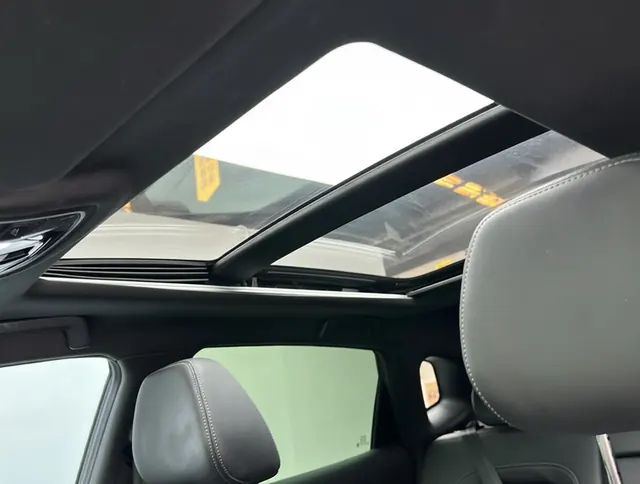 Xingtu 2022 Model 1.6T Versailles Edition Automatic Gear 3