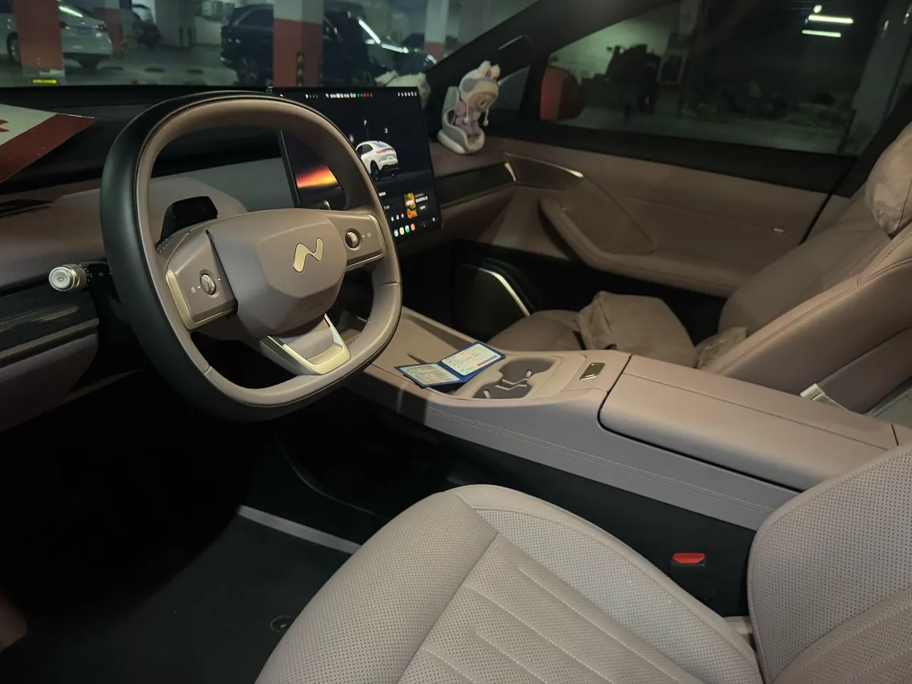 ONVO 2025 L60 60kWh rear drive version automatic gear 6
