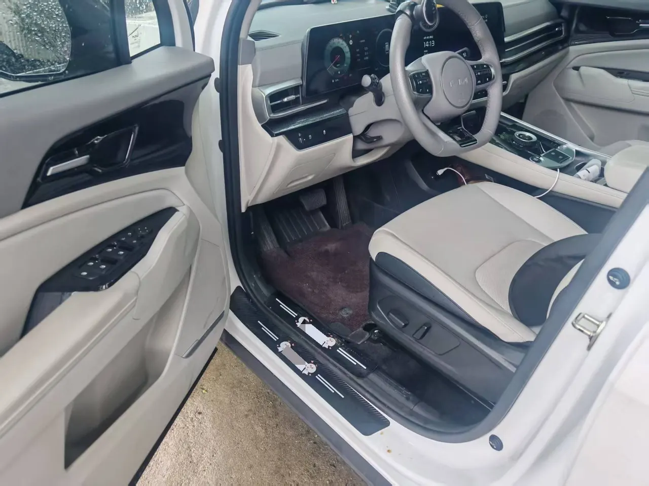 Kia 2025 Lion Platinum Extension 1.5T Two-Drive Premium Edition Automatic Gear 5