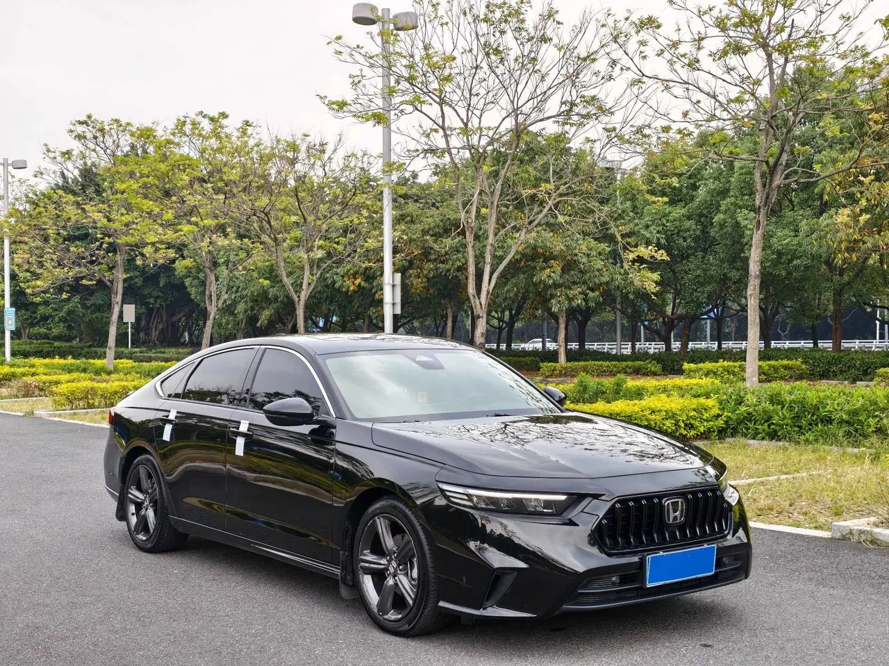 Honda 2025 INSPIRE (Yingshi Pai) 1.5T Stepless 260TURBO Elite Automatic Gear 3