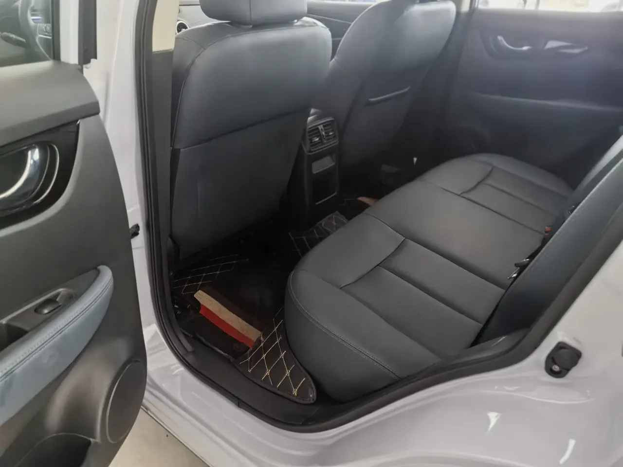 Nissan 2025 Xiao Ke Honor 2.0 Stepless Honor XV Leading Edition Automatic Gear 4