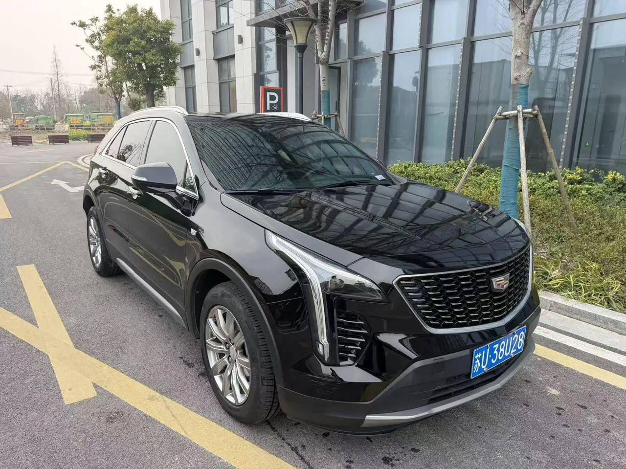 Cadillac 2020 XT4 2.0T 28T Two-Drive Leading Automatic Gear 3