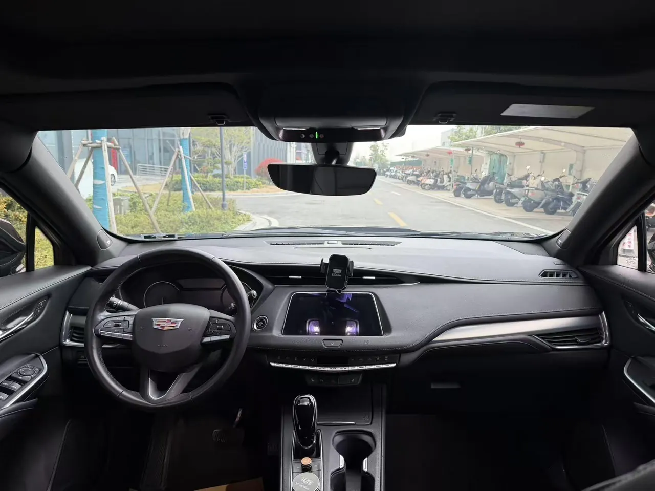 Cadillac 2020 XT4 2.0T 28T Two-Drive Leading Automatic Gear 5