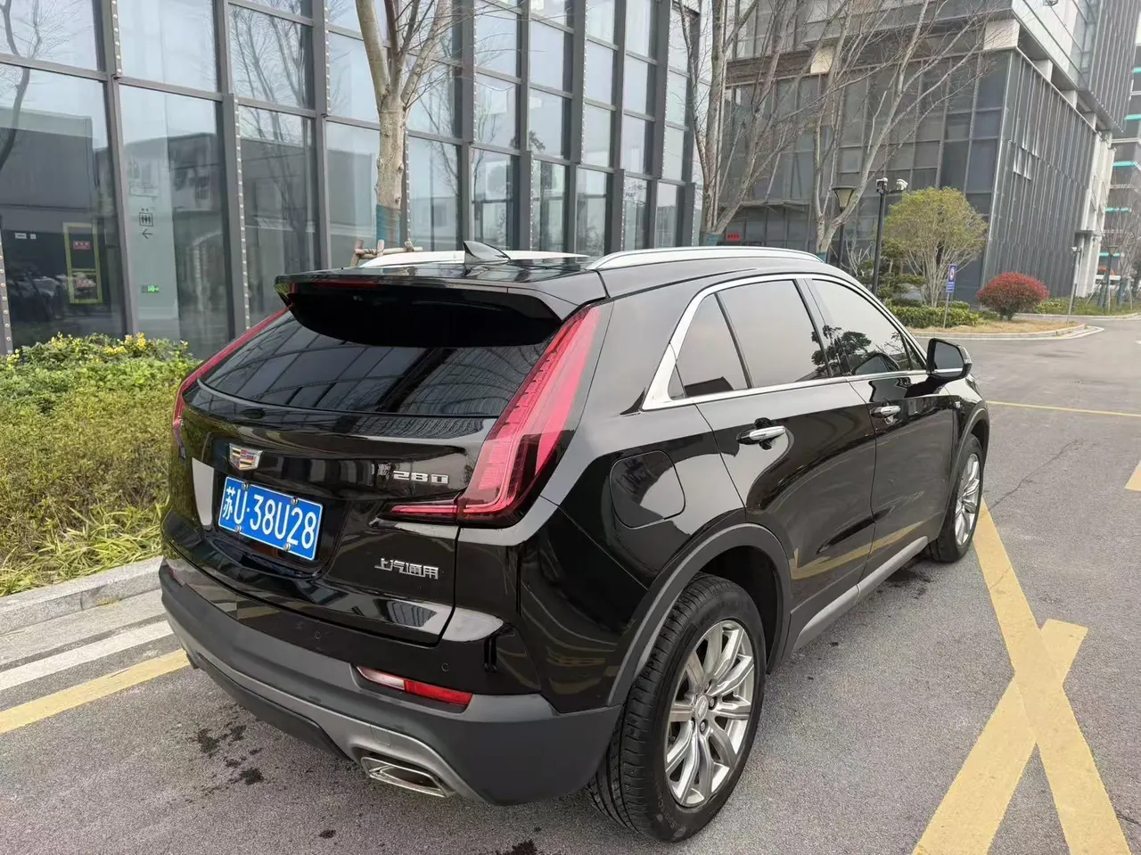 Cadillac 2020 XT4 2.0T 28T Two-Drive Leading Automatic Gear 7