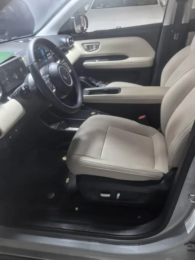 WuLing 2024 Plantronics PLUS 510km Five-seat Edition Automatic Gear 4