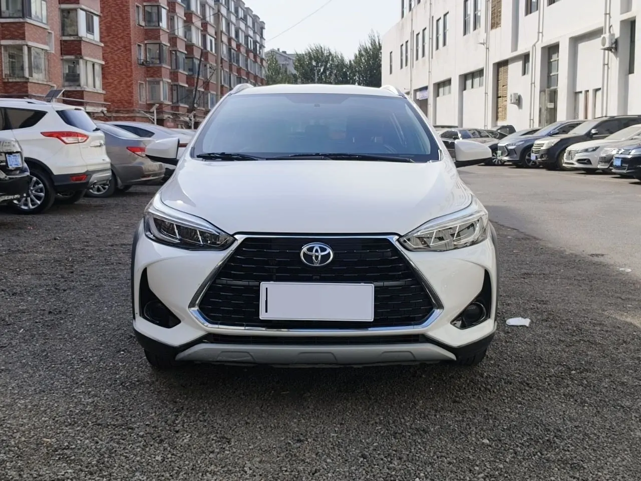 Toyota yaris 2022 YARiS L Zhixuan X 1.5 Stepless Leading PLUS Edition Automatic Gear 2