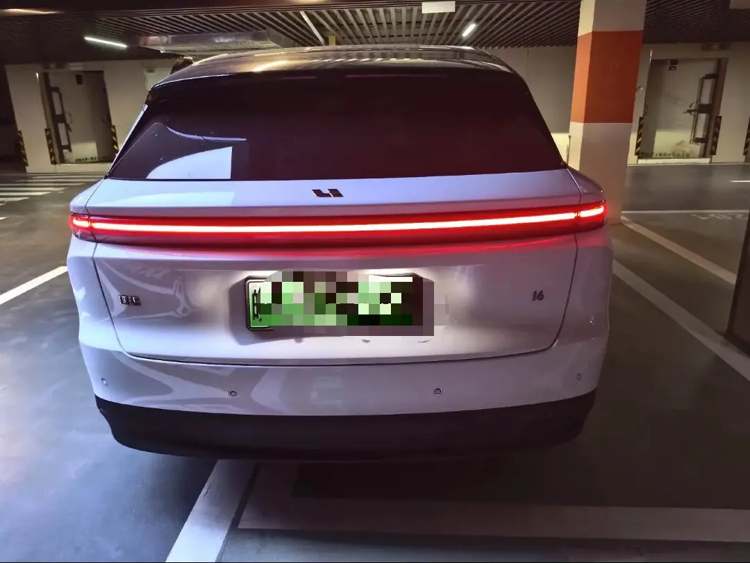 Li 2025 i6 four-wheel drive basic automatic transmission 6