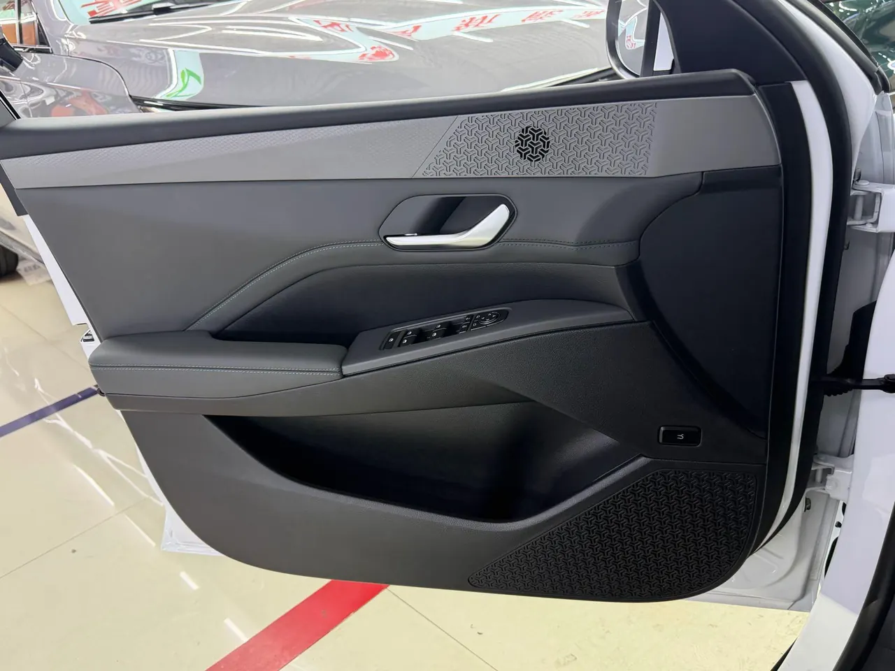BYD 2025 Qin PLUS DM-i 1.5 stepless intelligent driving version 55KM leading automatic gear 12