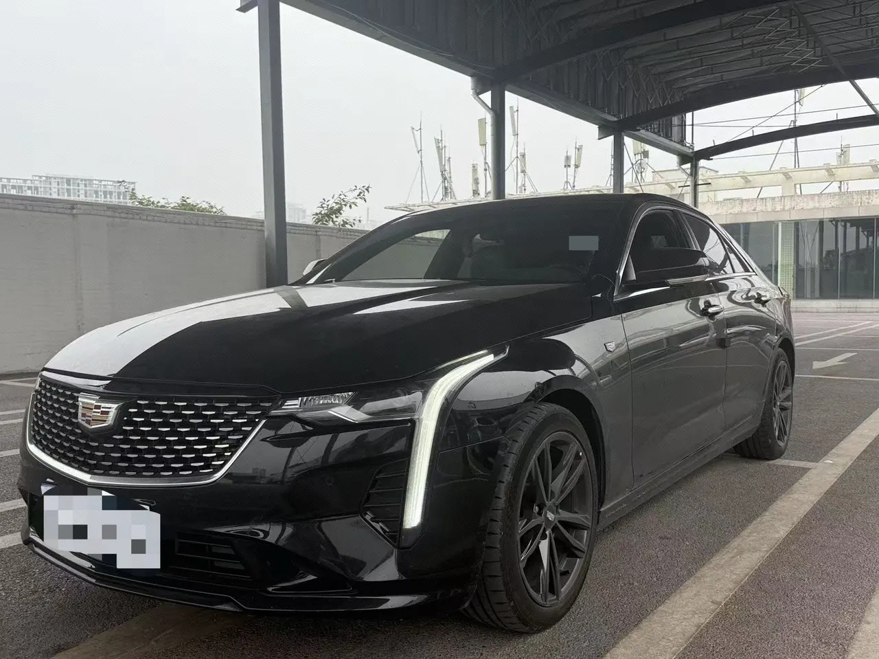 Cadillac 2022 CT4 2.0T 28T luxury automatic gear - View 1