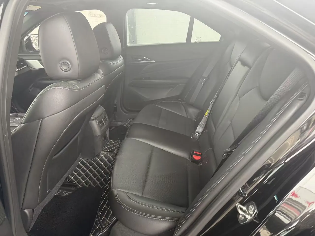 Cadillac 2022 CT4 2.0T 28T luxury automatic gear 5