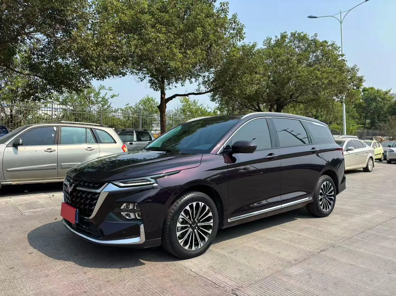 WuLing 2023 Capgemini HEV 2.0 Luxury Automatic Transmission 3