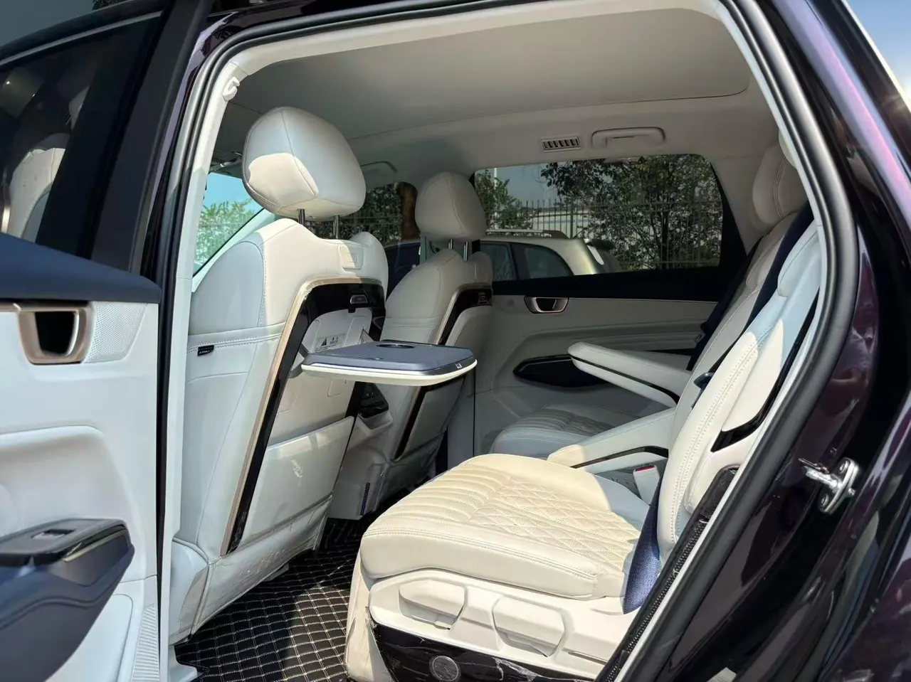 WuLing 2023 Capgemini HEV 2.0 Luxury Automatic Transmission 6