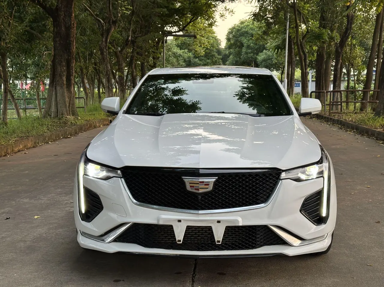Cadillac 2021 CT4 2.0T 28T fashion (fashion) automatic gear 2