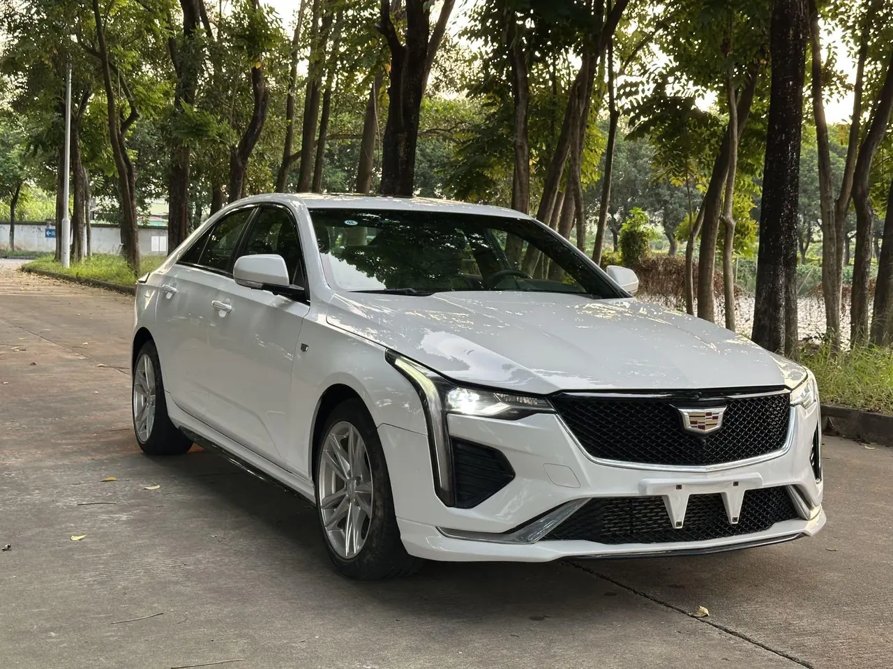 Cadillac 2021 CT4 2.0T 28T fashion (fashion) automatic gear 3