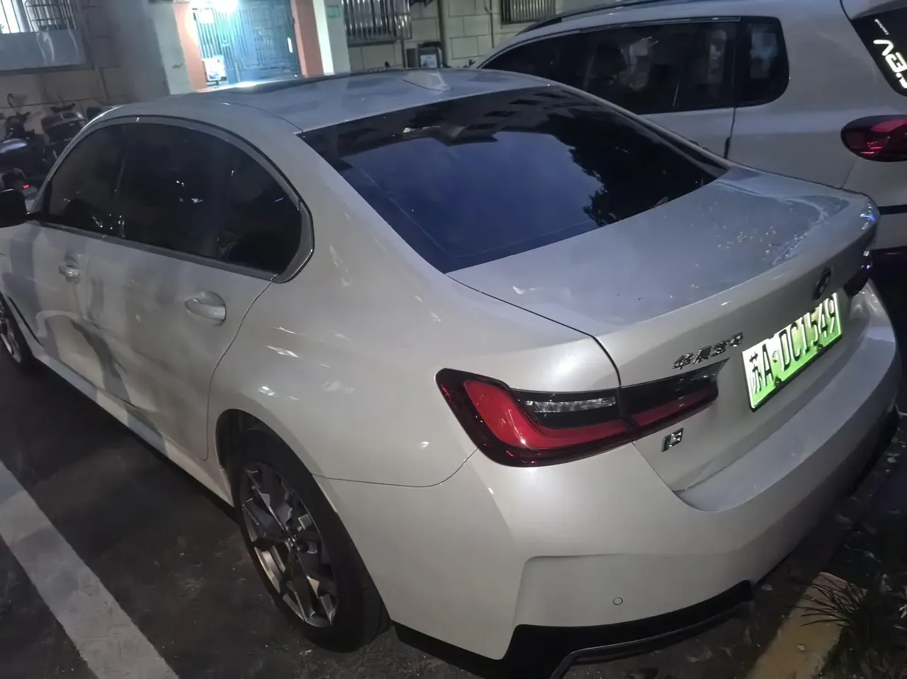 BMW 2022 i3 eDrive 35L automatic gear 7