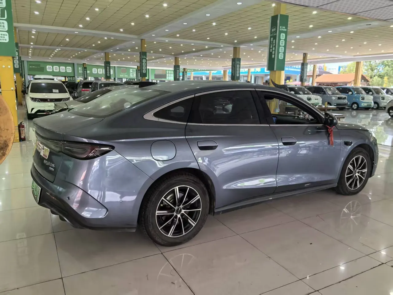 BYD 2025 seals 06 DM-i 1.5 stepless smart driving version 120KM honorable automatic gear 5