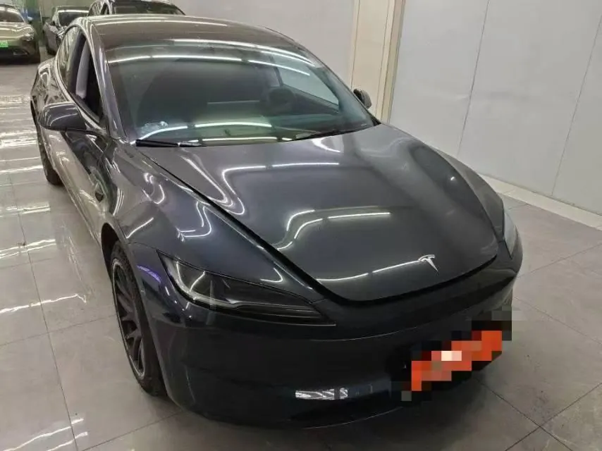 Tesla 2023 Model 3 Rejuvenation Edition Rear Wheel Drive Automatic Transmission 2